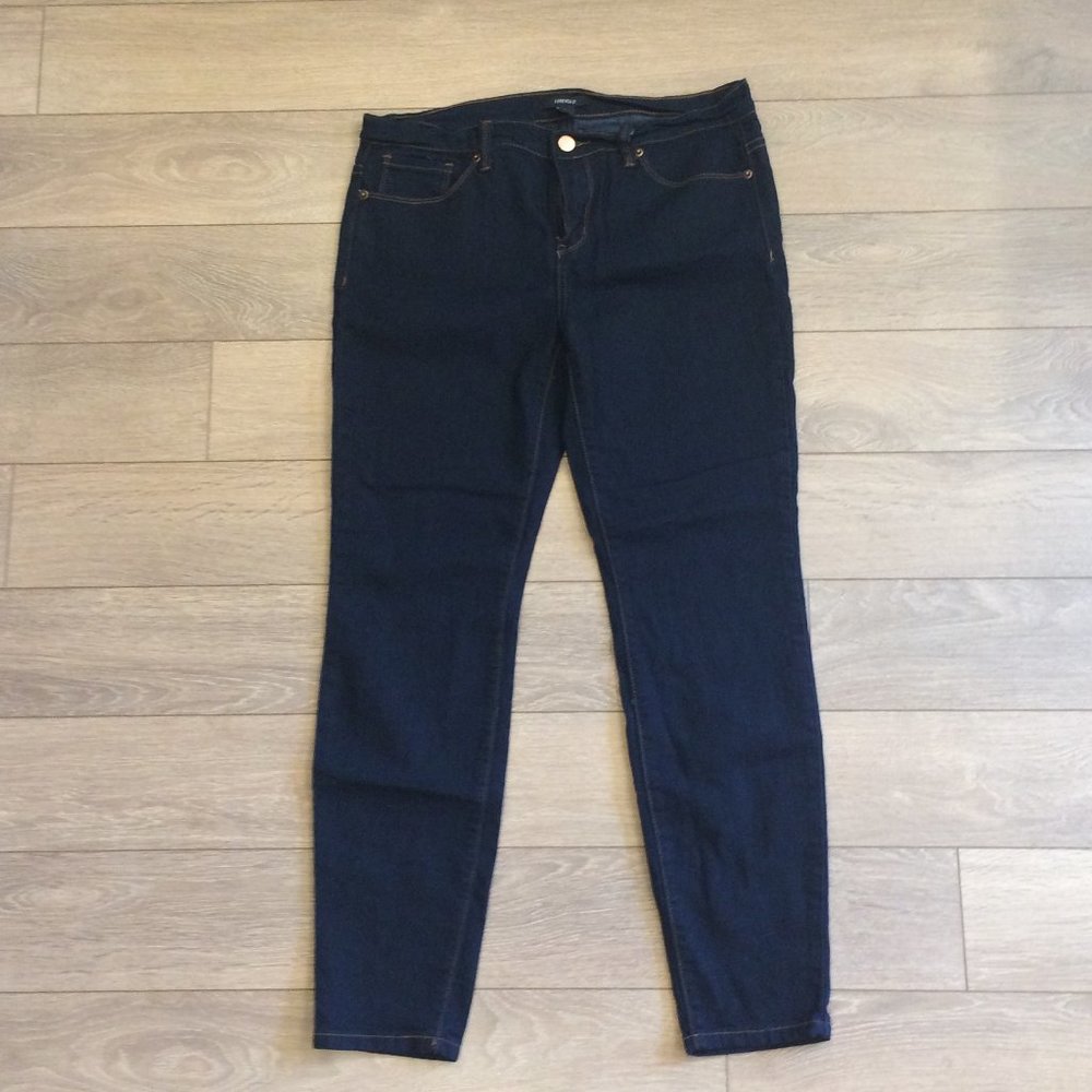 Mid-Rise Skinny Jeans